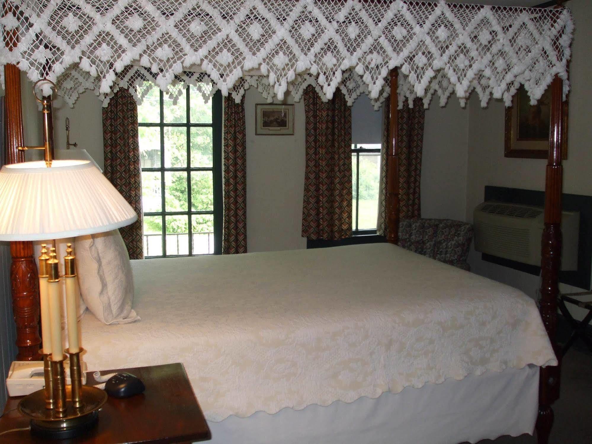 Wayside Inn Middletown Kültér fotó