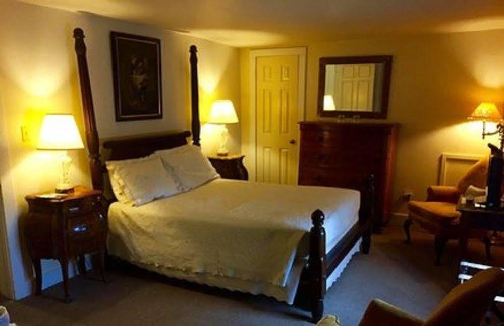 Wayside Inn Middletown Kültér fotó